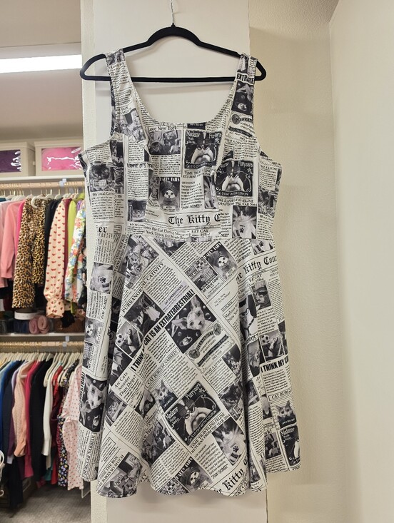 Retrolicious Dresses & Skirts - Retrolicious Black & White Newspaper Print